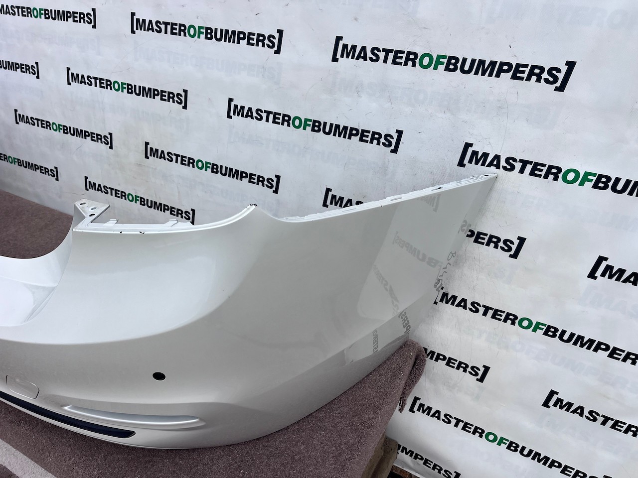BMW 3 Series Se F30 Lci Saloon Only 2017-2019 Rear Bumper 4 Pdc Genuine [B446]