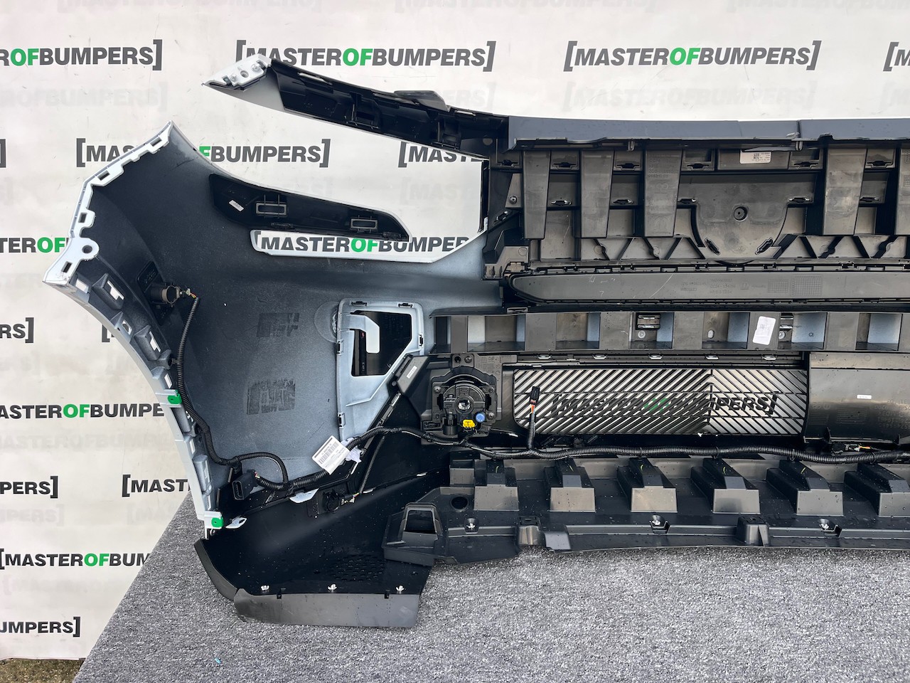 Citroen C3 Aircross Hybrid Electric 2025-2027 Front Bumper 6 Pdc Genuine [c477]