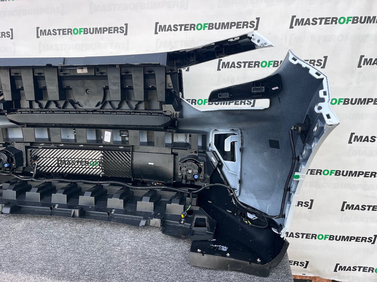 Citroen C3 Aircross Hybrid Electric 2025-2027 Front Bumper 6 Pdc Genuine [c477]