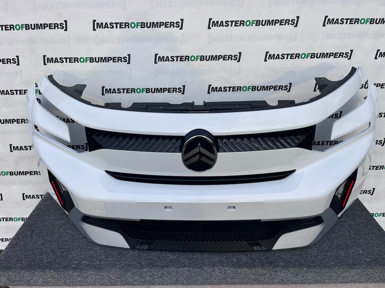 Citroen C3 Aircross Hybrid Electric 2025-2027 Front Bumper 6 Pdc Genuine [c477]