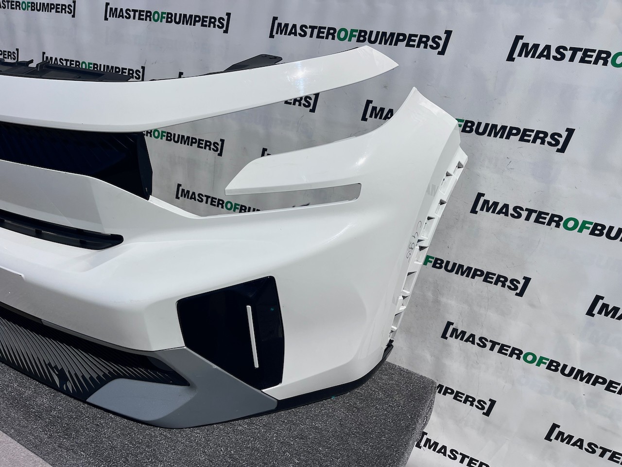 Citroen C3 Aircross Hybrid Electric 2025-2027 Front Bumper No Pdc Genuine [c495]