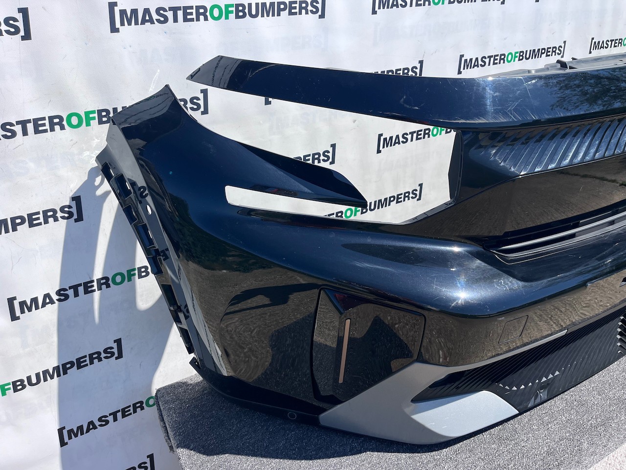 Citroen C3 Aircross Hybrid Electric 2025-2027 Front Bumper 6 Pdc Genuine [c498]