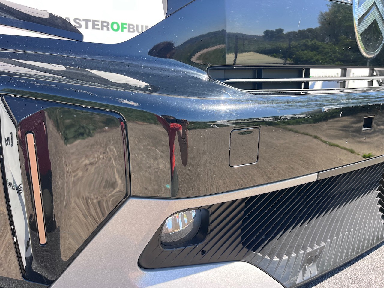 Citroen C3 Aircross Hybrid Electric 2025-2027 Front Bumper 6 Pdc Genuine [c498]