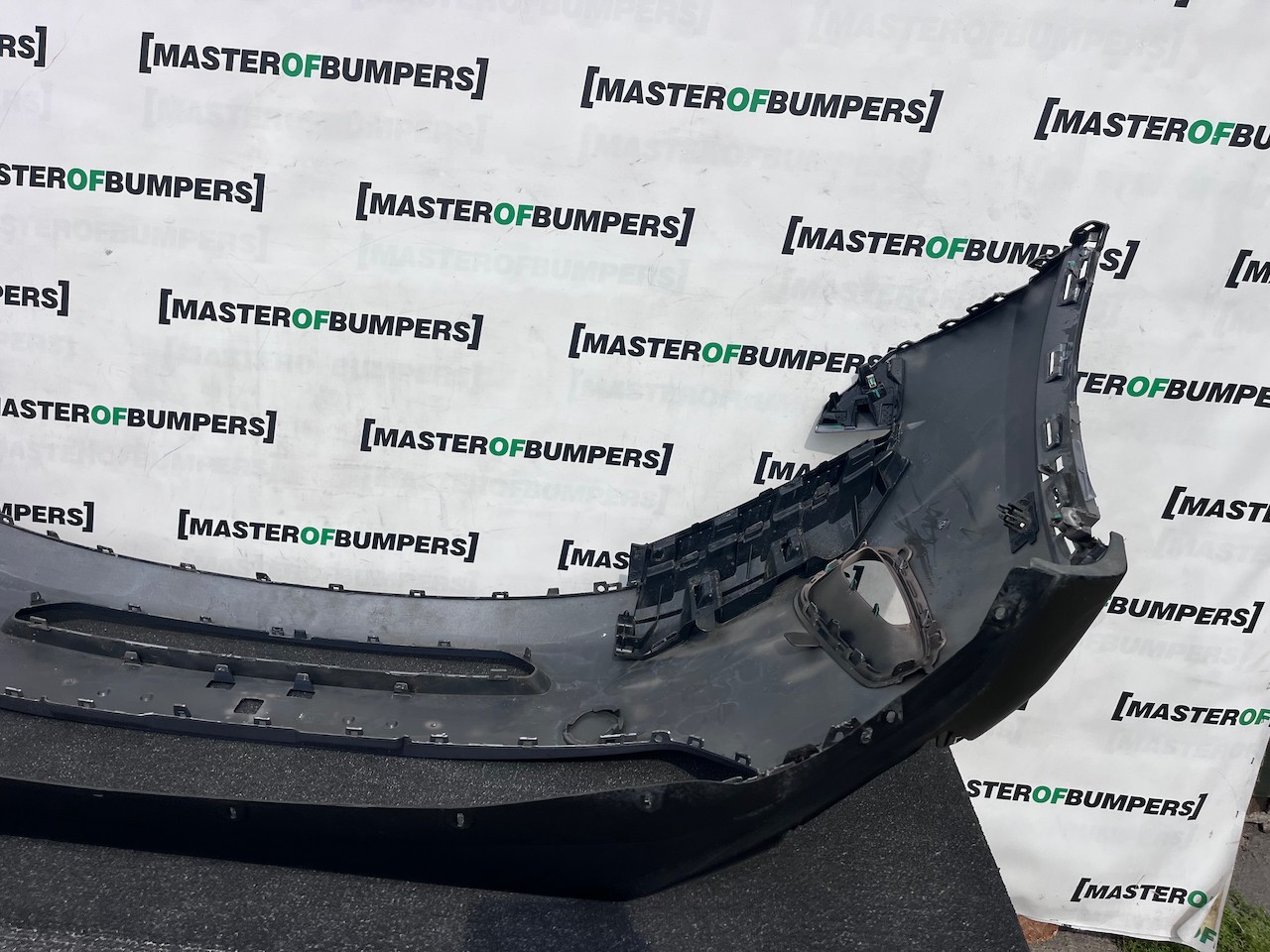 Citroen C5 Aircross Live Feel 2022-2025 Front Bumper 6 Pdc Genuine [c527]
