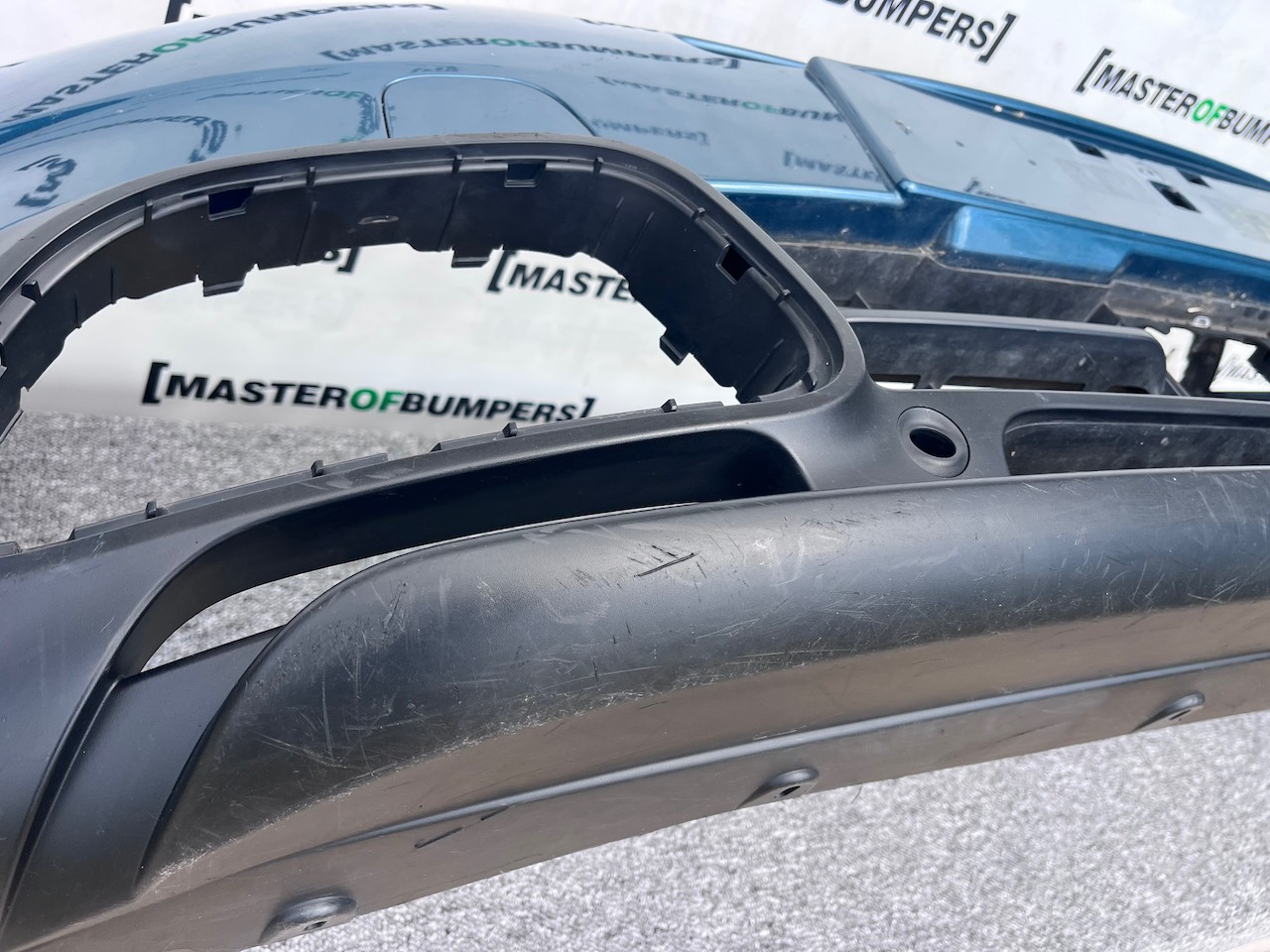 Citroen C5 Aircross Flair 2018-2022 Front Bumper 6 Pdc Genuine [c414]