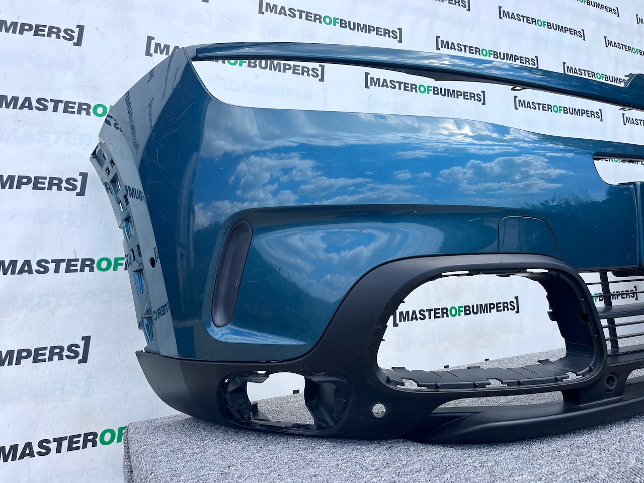 Citroen C5 Aircross Flair 2018-2022 Front Bumper 6 Pdc Genuine [c414]