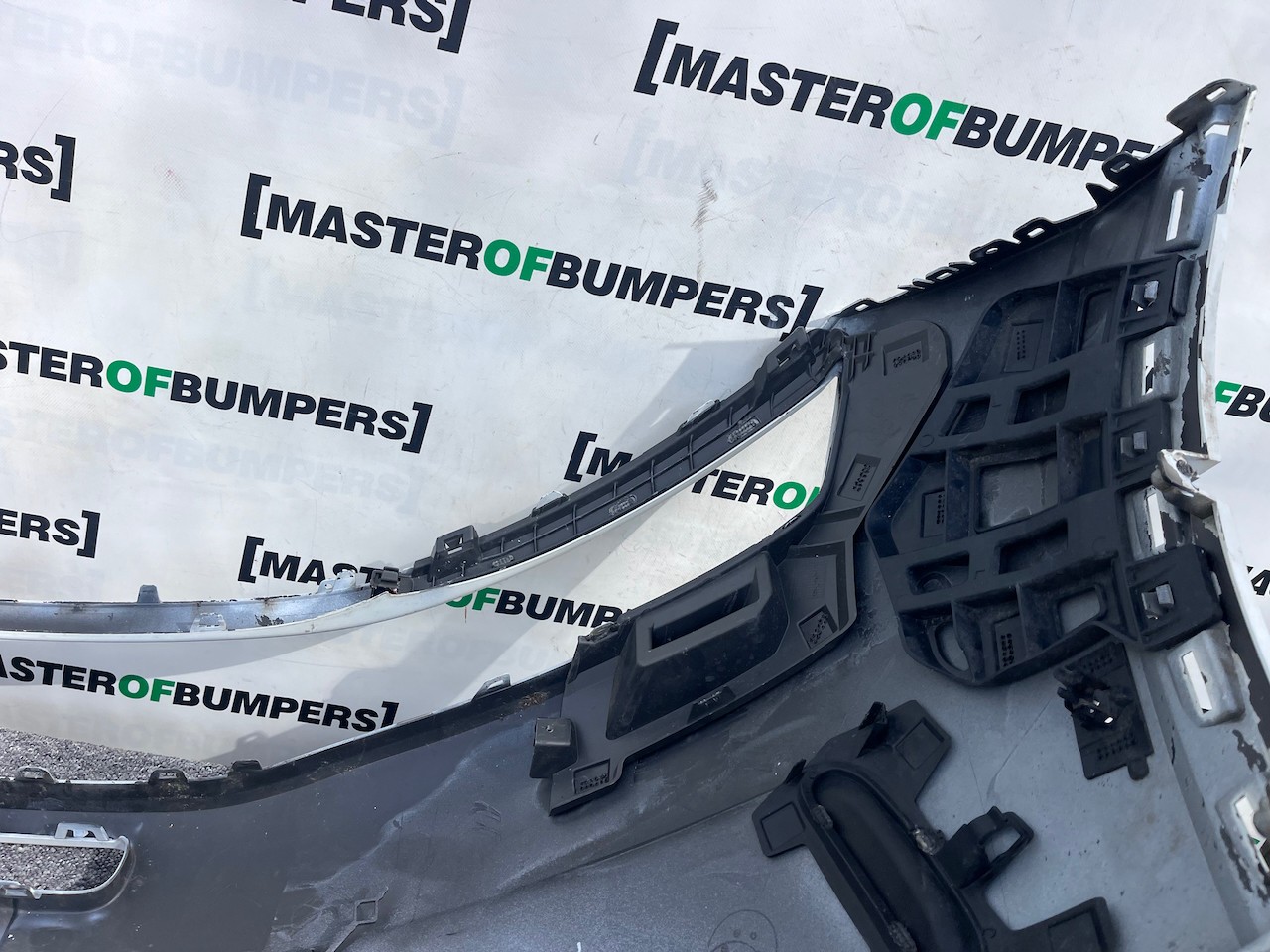 Citroen C5 Aircross Flair 2018-2022 Front Bumper 6 Pdc Genuine [c442]