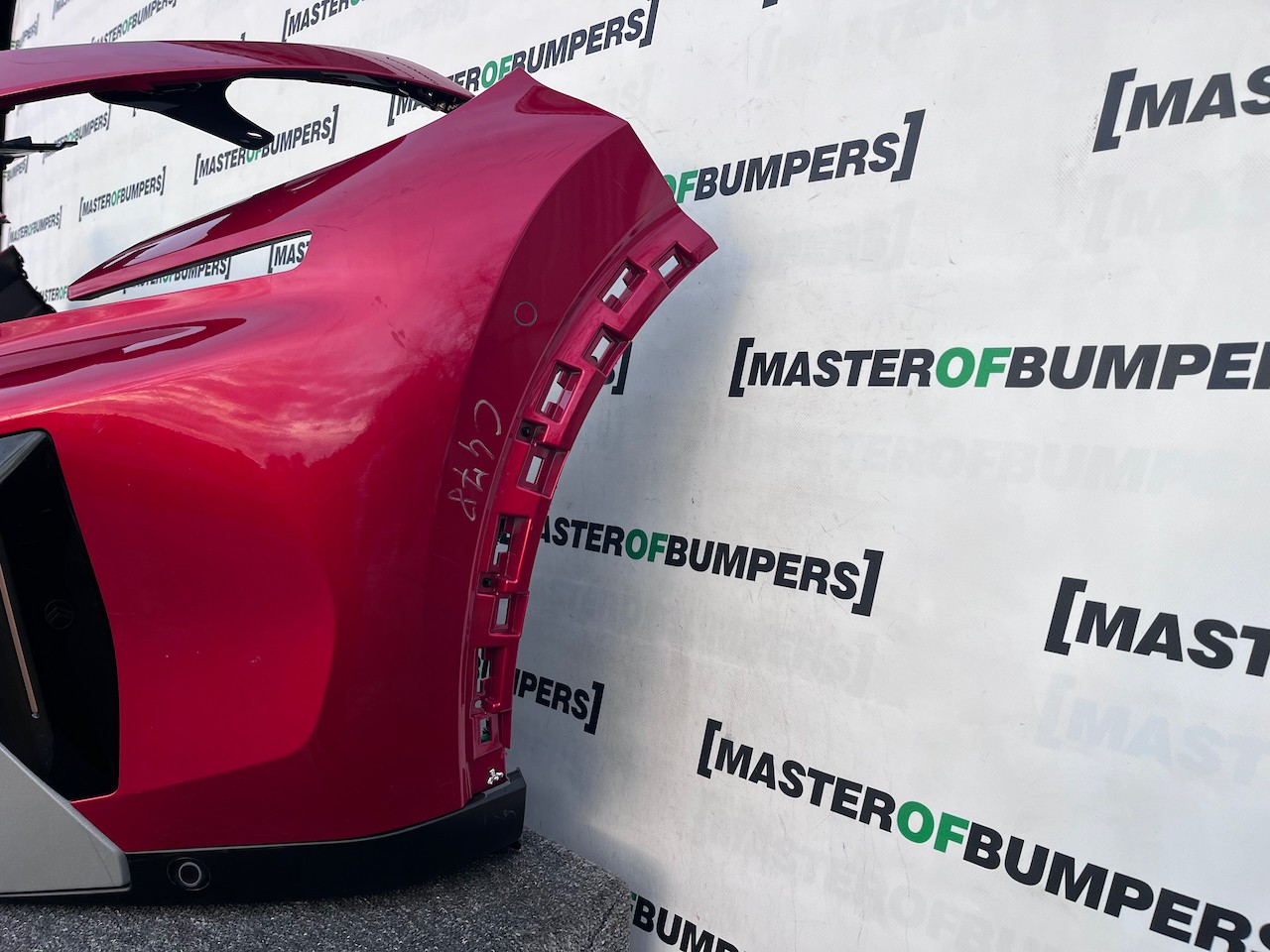 Citroen C3 Aircross Hybrid Electric 2025-2027 Front Bumper 6 Pdc Genuine [c478]