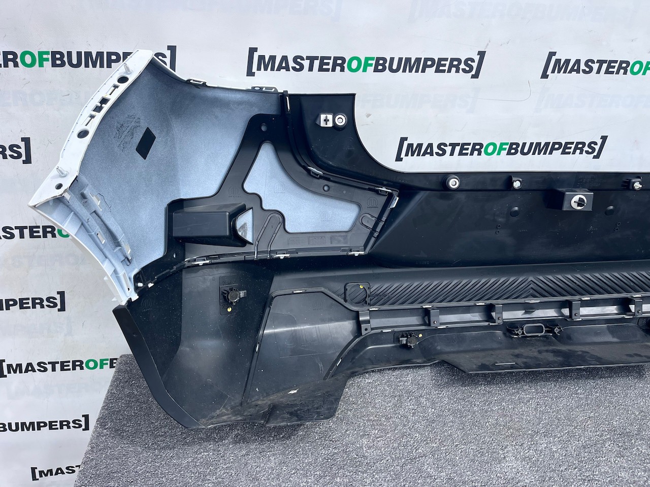 Citroen C3 Standard Hybrid Electric 2025-2027 Rear Bumper 4 Pdc Genuine [c484]