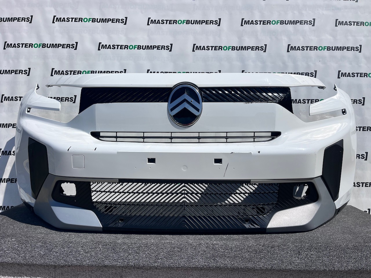 Citroen C3 Aircross Hybrid Electric 2025-2027 Front Bumper 4 Pdc Genuine [c497]