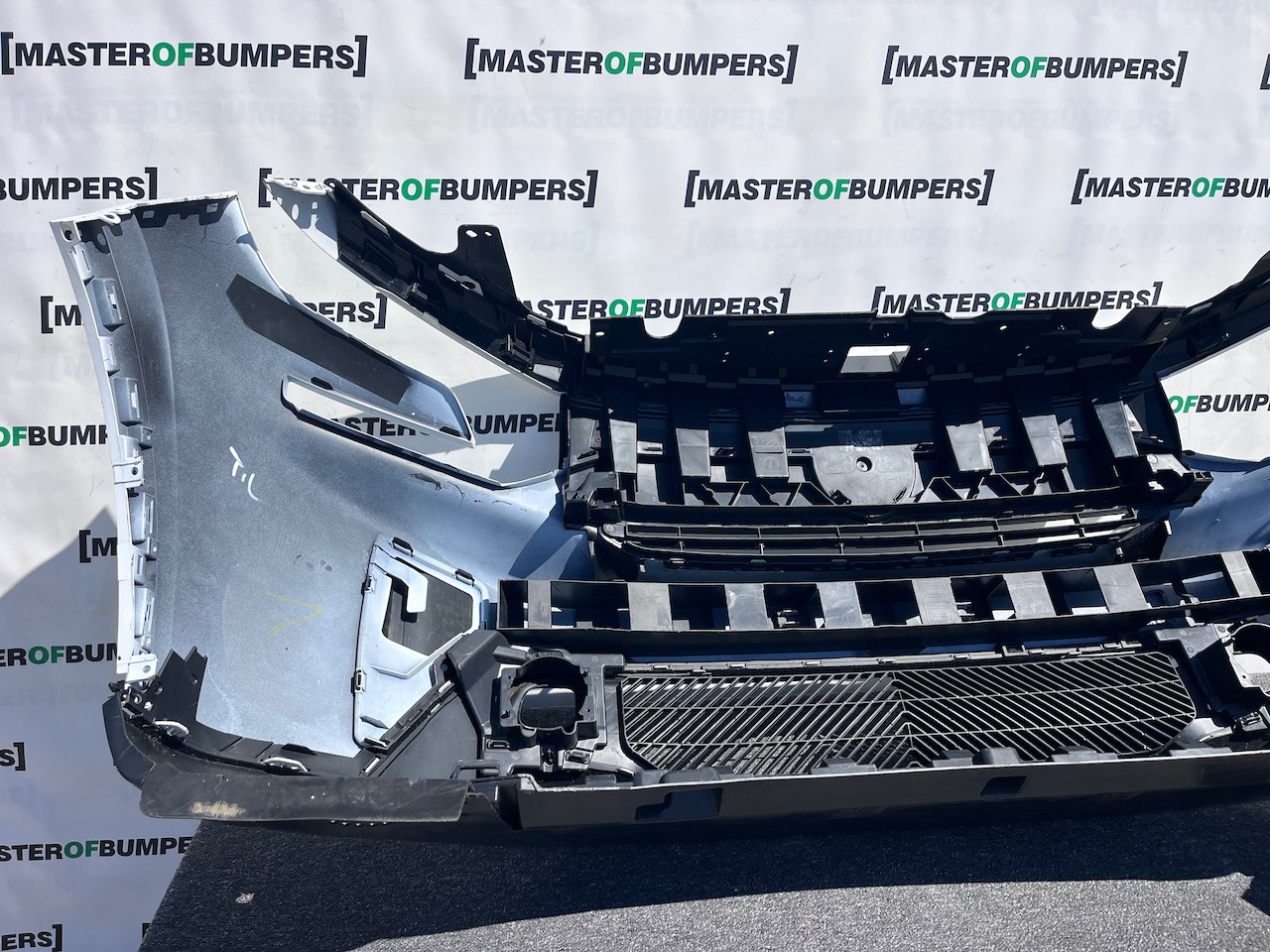 Citroen C3 Aircross Hybrid Electric 2025-2027 Front Bumper 4 Pdc Genuine [c497]