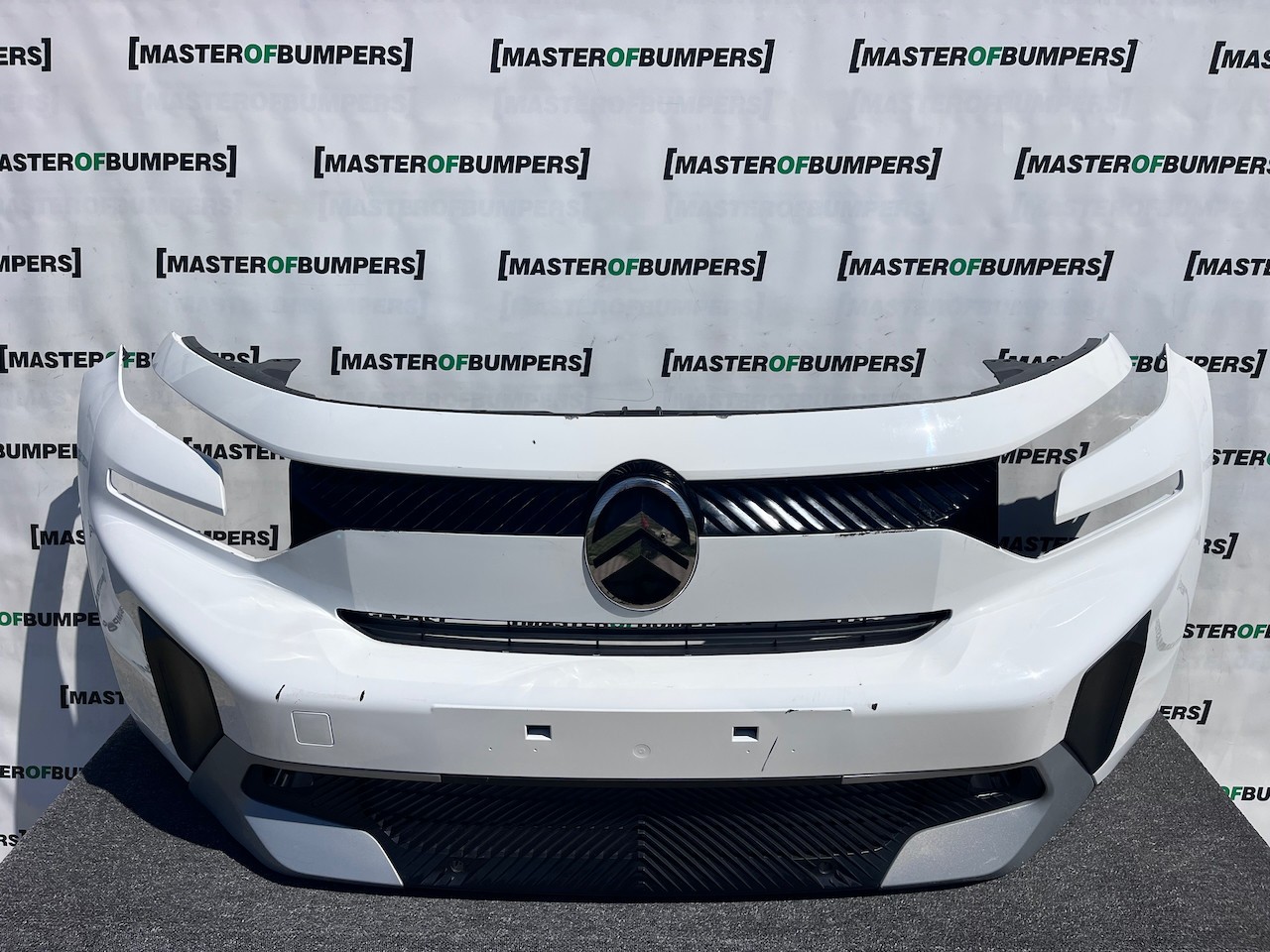 Citroen C3 Aircross Hybrid Electric 2025-2027 Front Bumper 4 Pdc Genuine [c497]