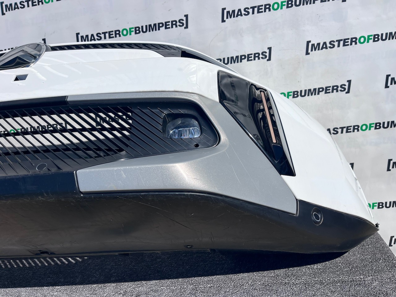 Citroen C3 Aircross Hybrid Electric 2025-2027 Front Bumper 6 Pdc Genuine [c496]