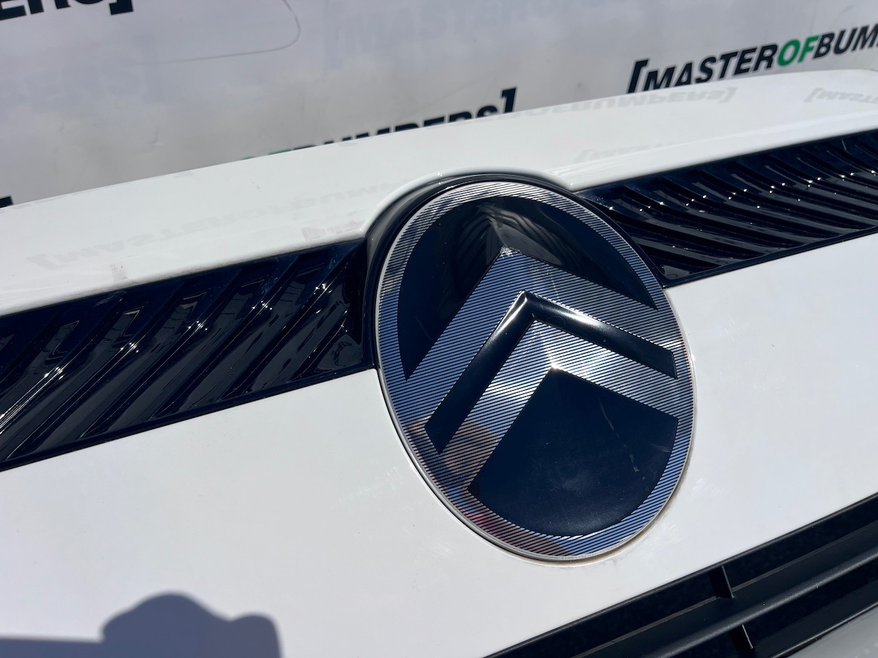 Citroen C3 Aircross Hybrid Electric 2025-2027 Front Bumper 6 Pdc Genuine [c496]