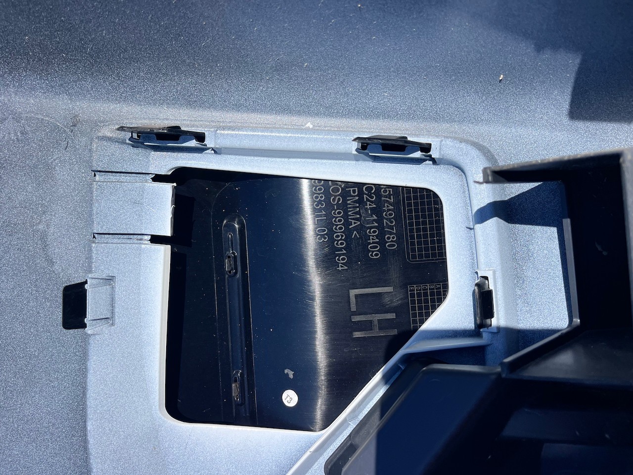 Citroen C3 Aircross Hybrid Electric 2025-2027 Front Bumper 6 Pdc Genuine [c496]