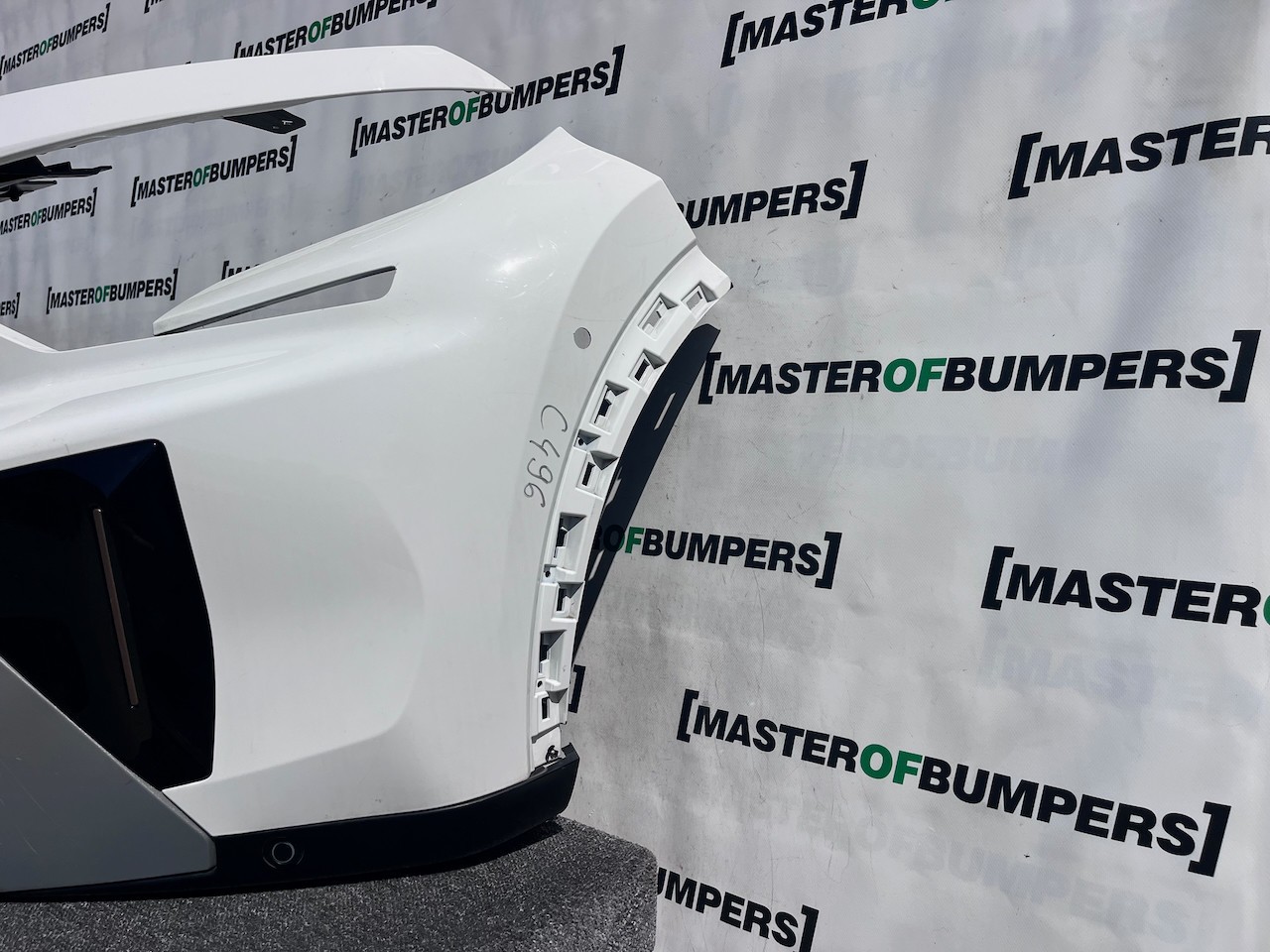 Citroen C3 Aircross Hybrid Electric 2025-2027 Front Bumper 6 Pdc Genuine [c496]