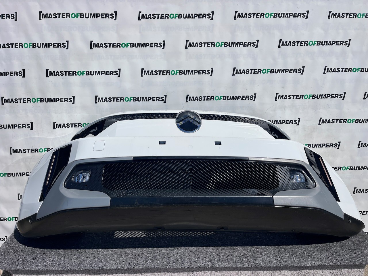 Citroen C3 Aircross Hybrid Electric 2025-2027 Front Bumper 6 Pdc Genuine [c496]