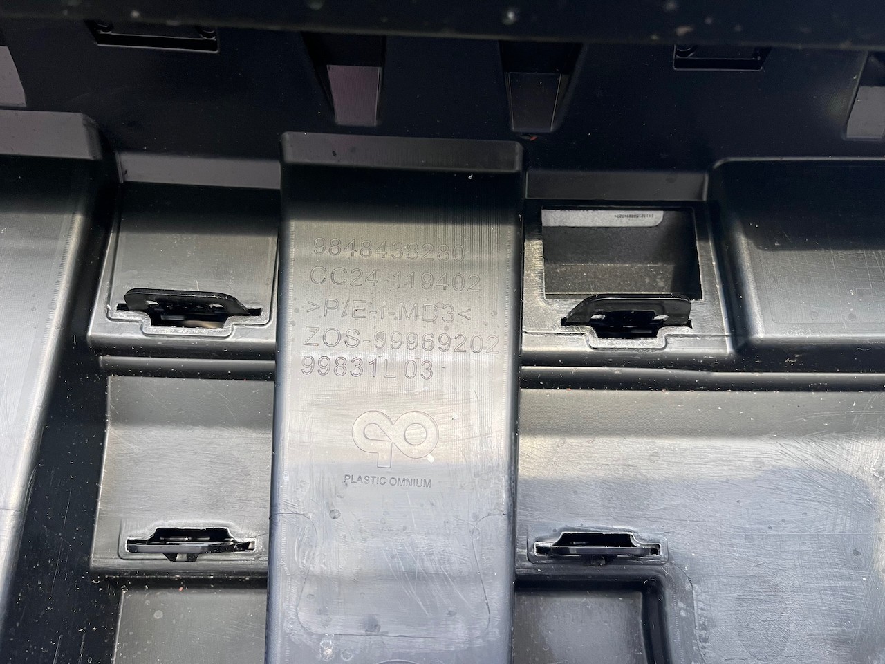 Citroen C3 Aircross Hybrid Electric 2025-2027 Front Bumper 6 Pdc Genuine [c476]