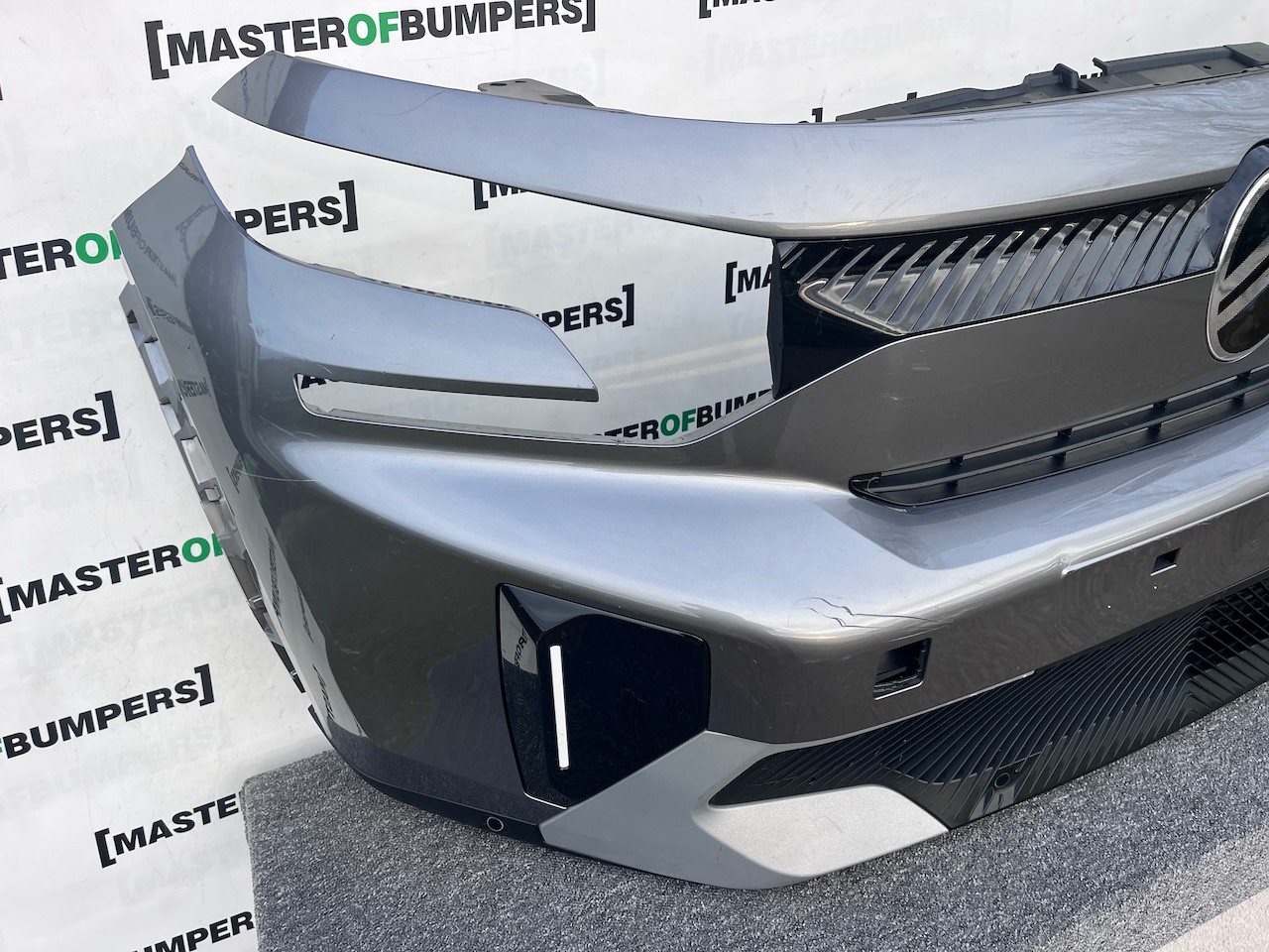 Citroen C3 Aircross Hybrid Electric 2025-2027 Front Bumper 6 Pdc Genuine [c476]