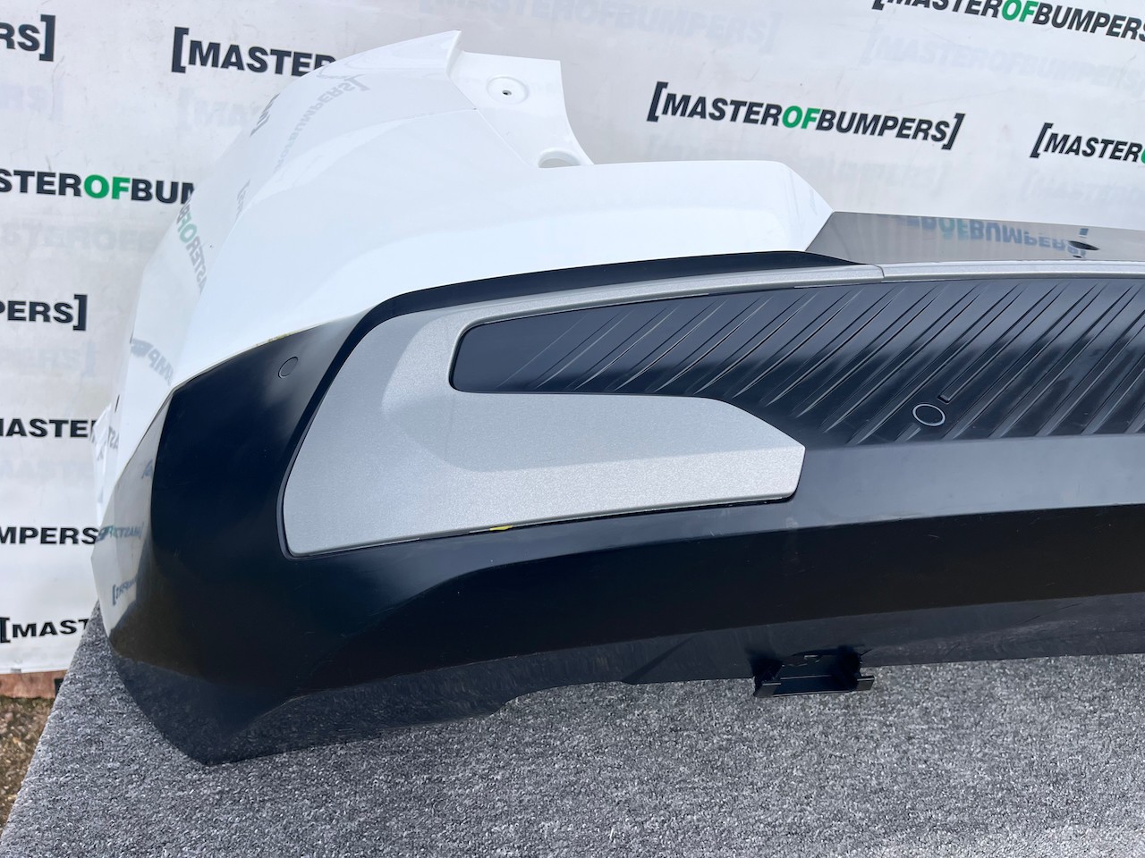 Citroen C3 Aircross Hybrid Electric 2025-2027 Rear Bumper 6 Pdc Genuine [c485]