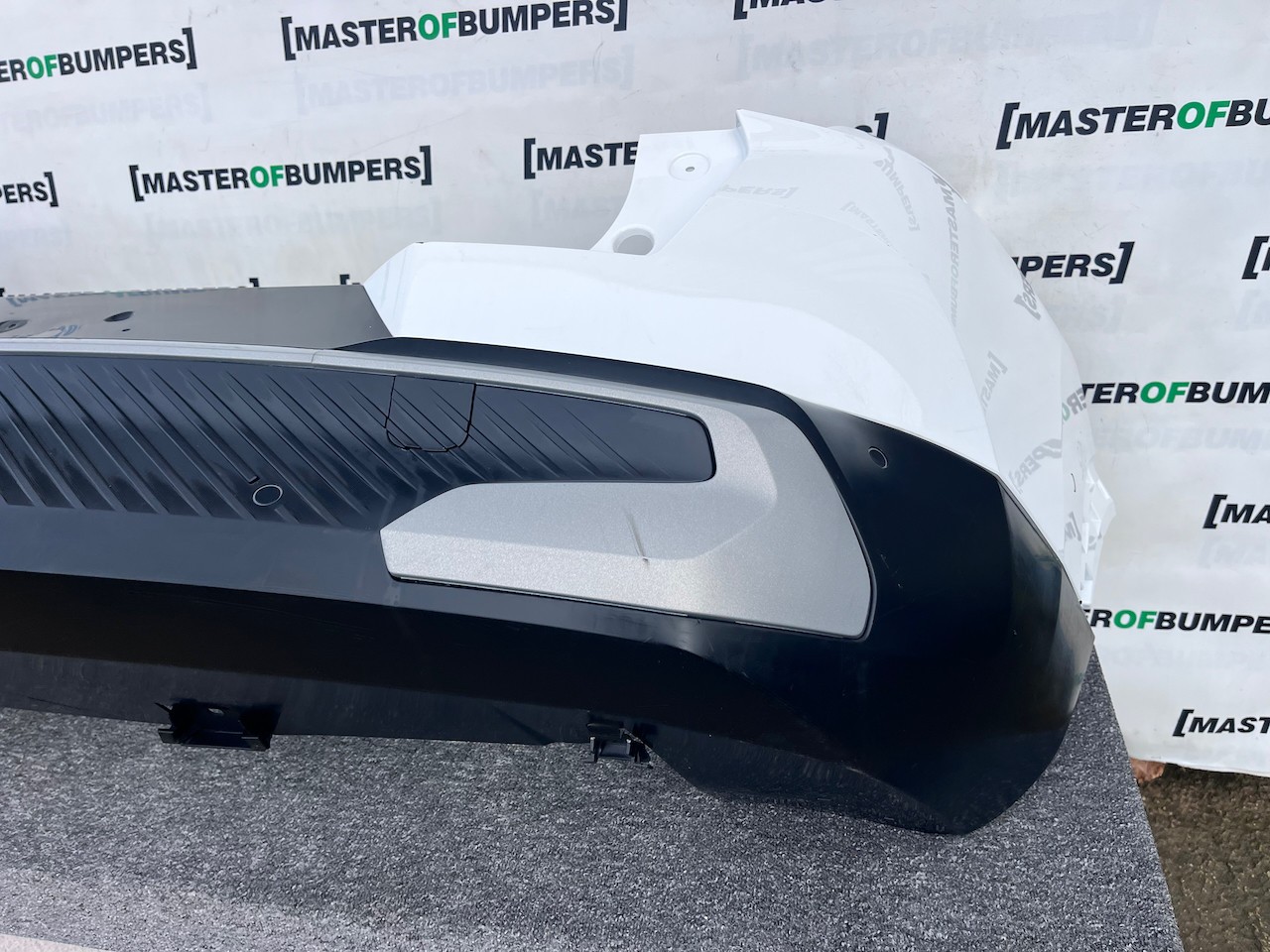 Citroen C3 Aircross Hybrid Electric 2025-2027 Rear Bumper 6 Pdc Genuine [c485]