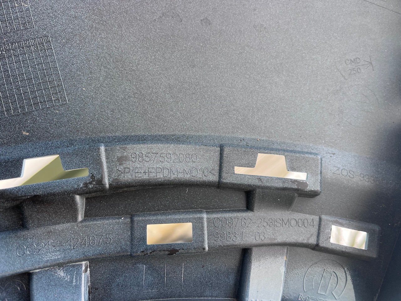 Citroen C3 Standard Hybrid Electric 2025-2027 Rear Bumper 4 Pdc Genuine [c479]