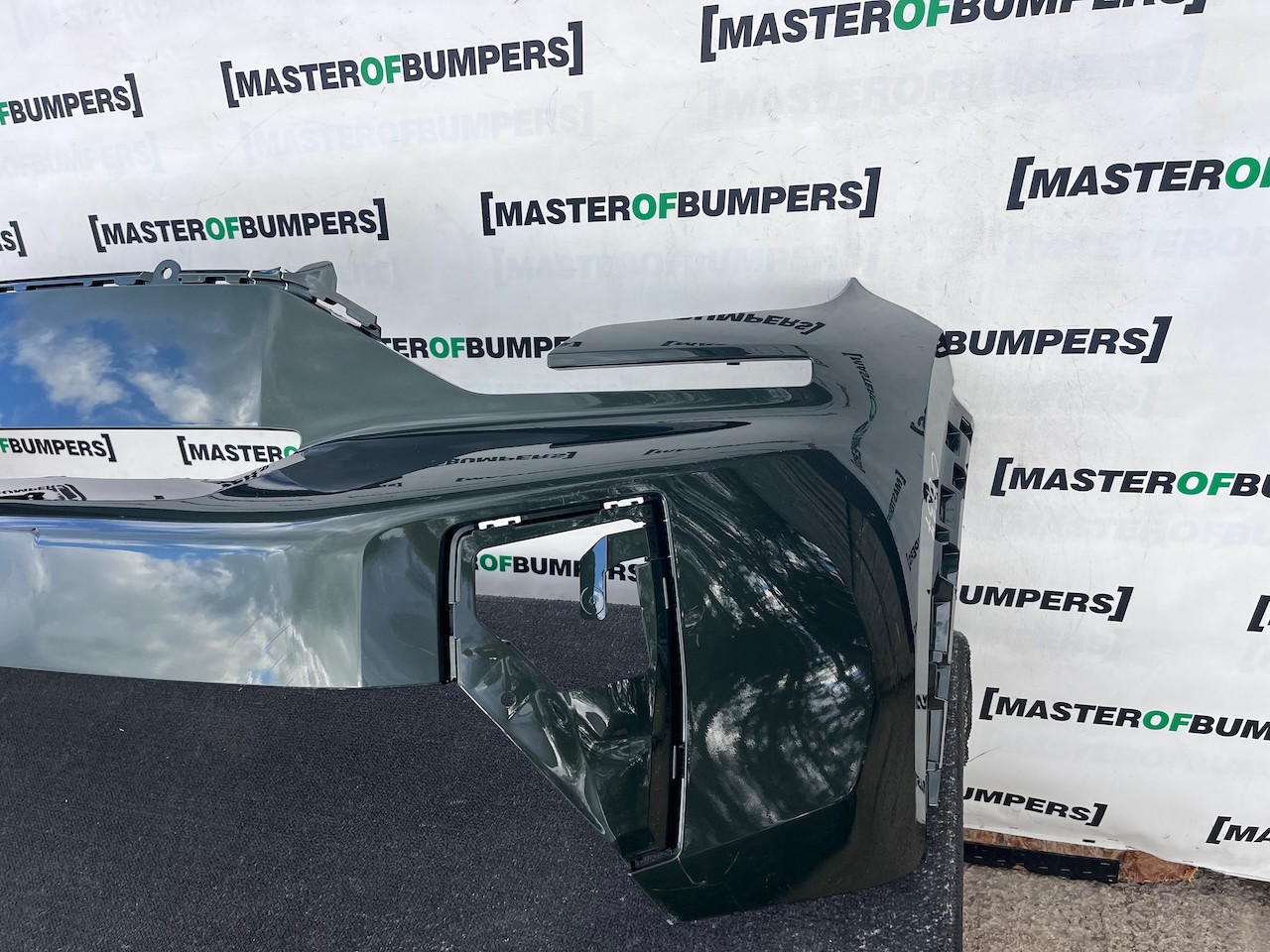 Citroen C3 Aircross Hybrid Electric 2025-2027 Front Bumper 4 Pdc Genuine [c537]