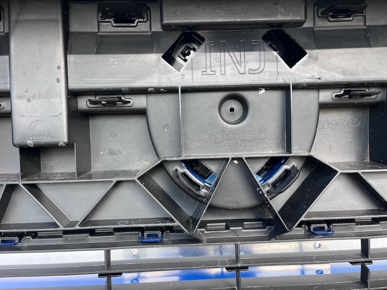 Citroen C3 Standard Hybrid Electric 2025-2027 Front Bumper No Pdc Genuine [c546]