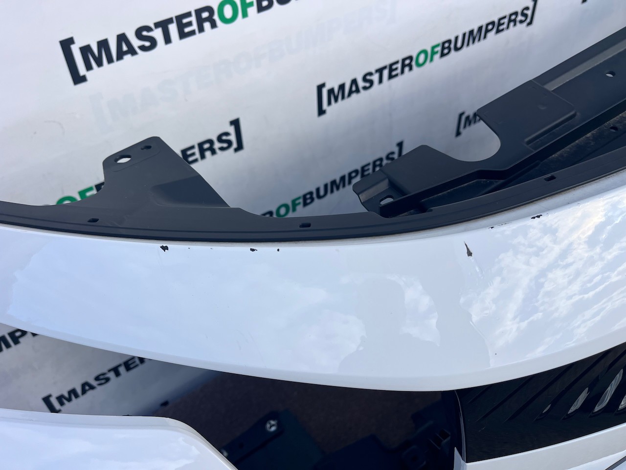 Citroen C3 Standard Hybrid Electric 2025-2027 Front Bumper No Pdc Genuine [c548]