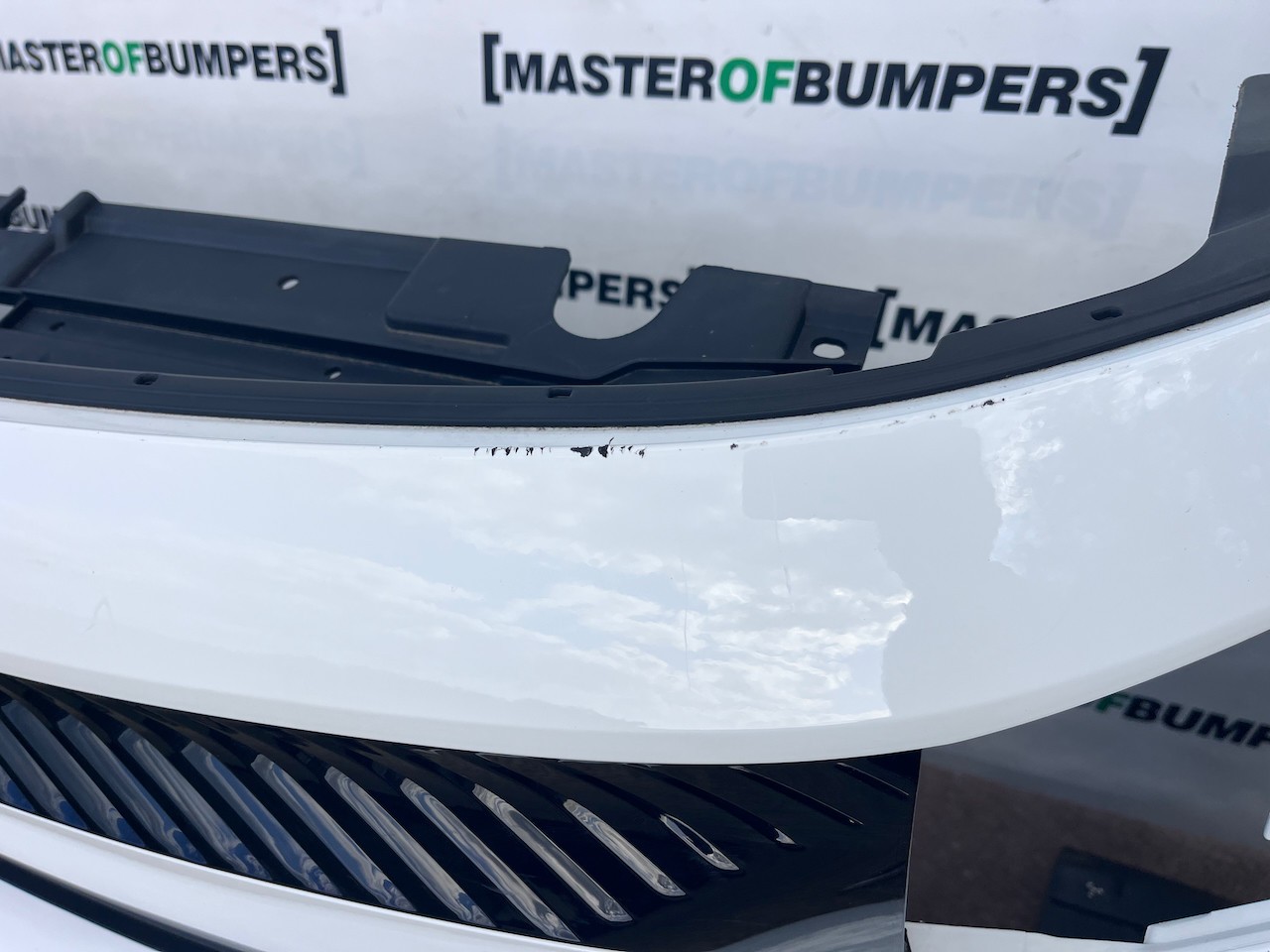 Citroen C3 Aircross Hybrid Electric 2025-2027 Front Bumper 6 Pdc Genuine [c555]