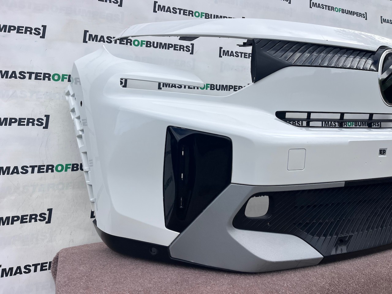 Citroen C3 Aircross Hybrid Electric 2025-2027 Front Bumper 6 Pdc Genuine [c550]