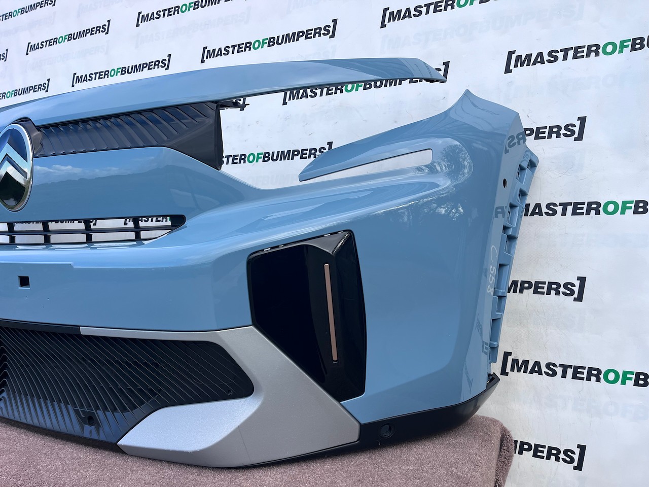 Citroen C3 Aircross Hybrid Electric 2025-2027 Front Bumper 6 Pdc Genuine [c558]