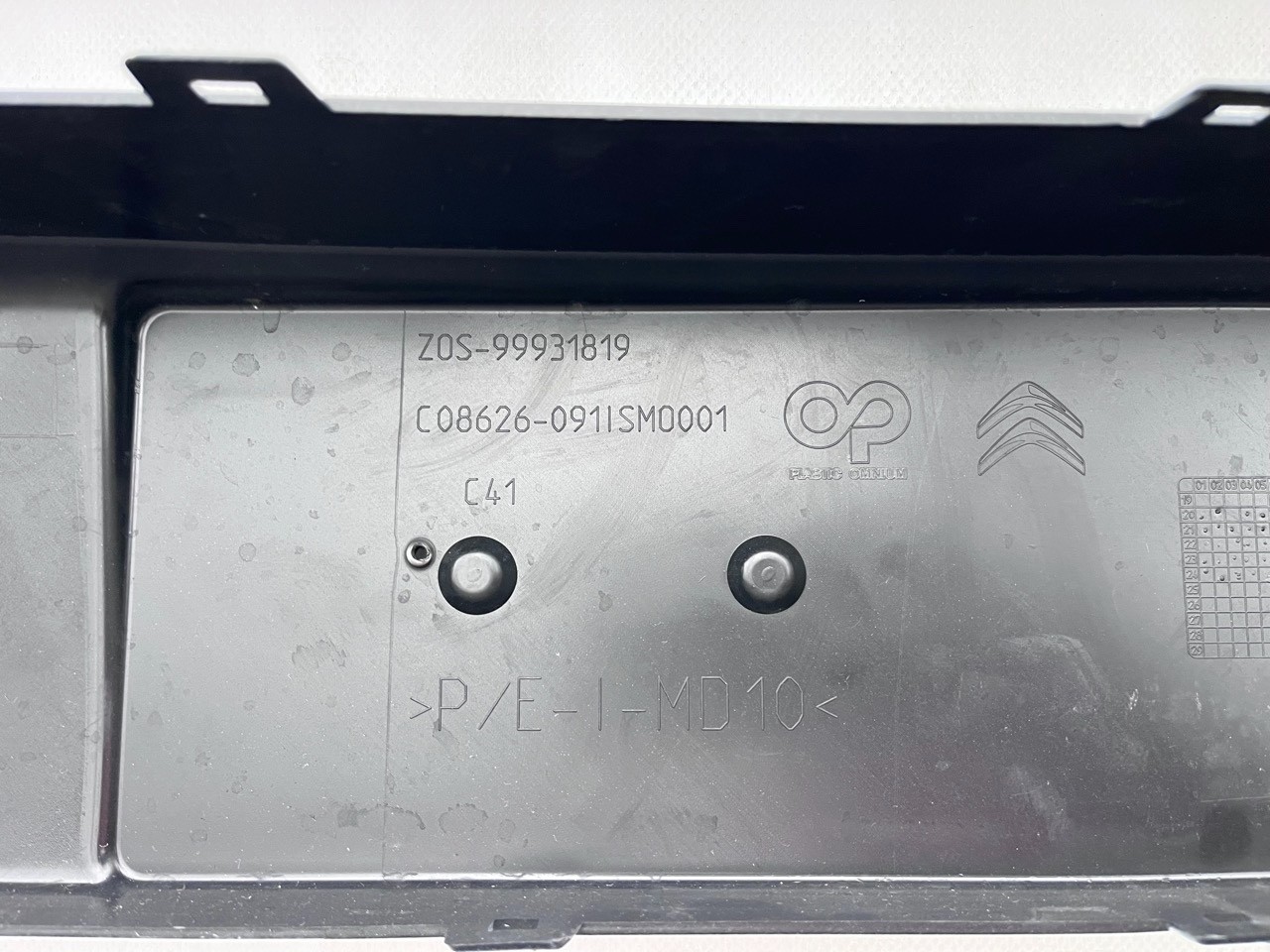 Citroen C4 Sense Pure Tech 2021-2025 Front Bumper 6 Pdc Genuine [c466]