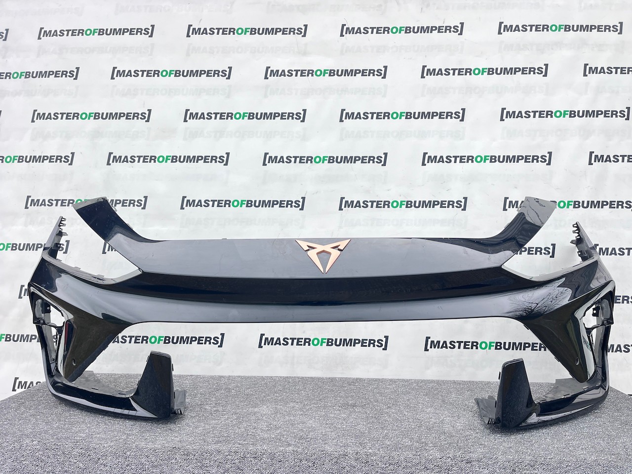 Cupra Leon E- Hybrid Hatchbac Mk1 Lift 2024-on Front Bumper 6 Pdc Genuine [o631]