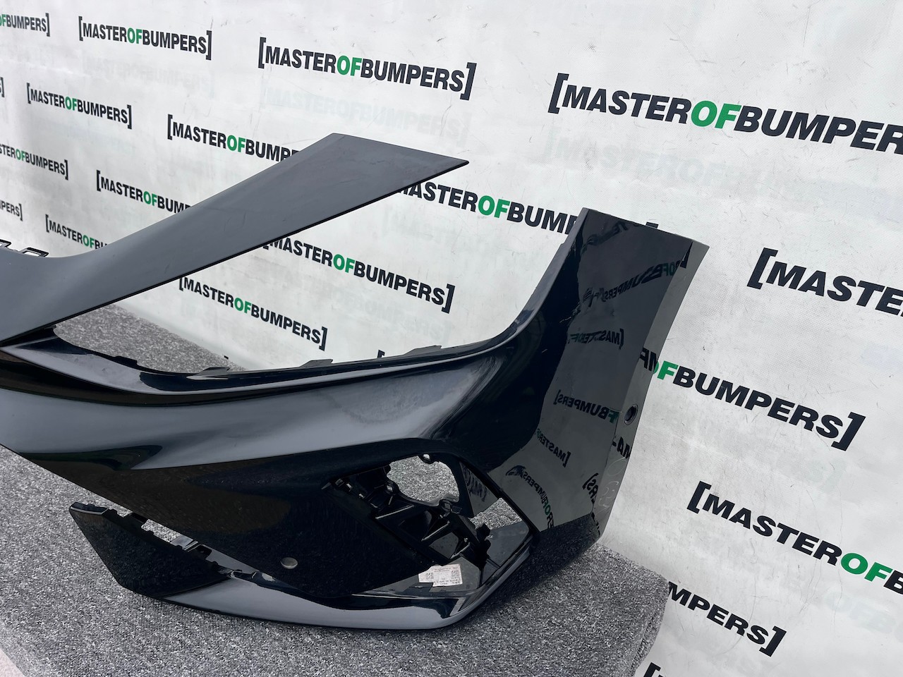 Cupra Leon E- Hybrid Hatchbac Mk1 Lift 2024-on Front Bumper 6 Pdc Genuine [o631]