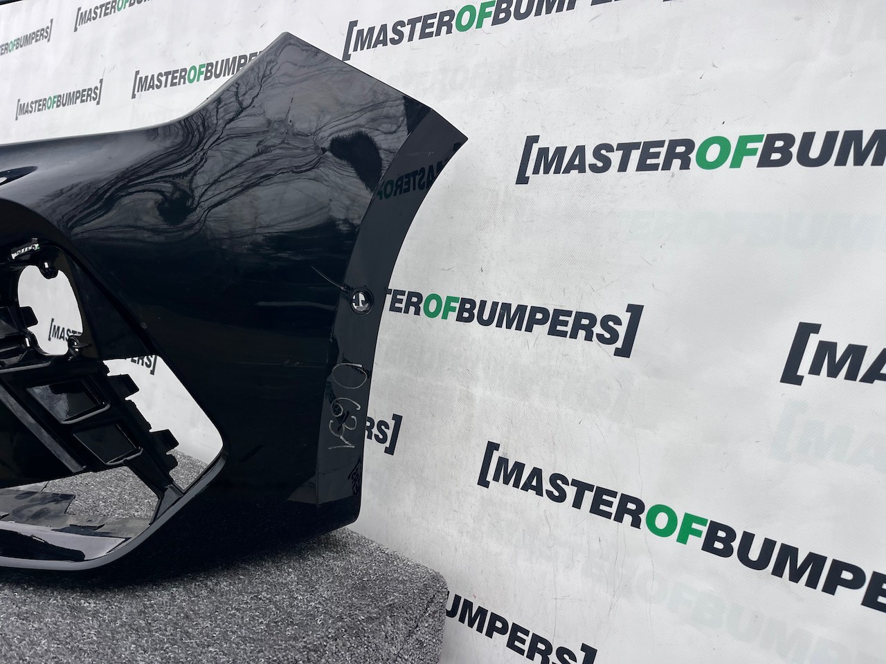 Cupra Leon E- Hybrid Hatchbac Mk1 Lift 2024-on Front Bumper 6 Pdc Genuine [o631]