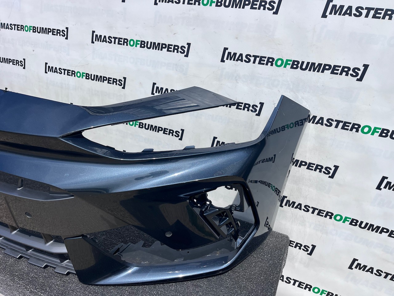 Cupra Leon E- Hybrid Hatchback Lift 2024-2027 Front Bumper 6 Pdc Genuine [o691]