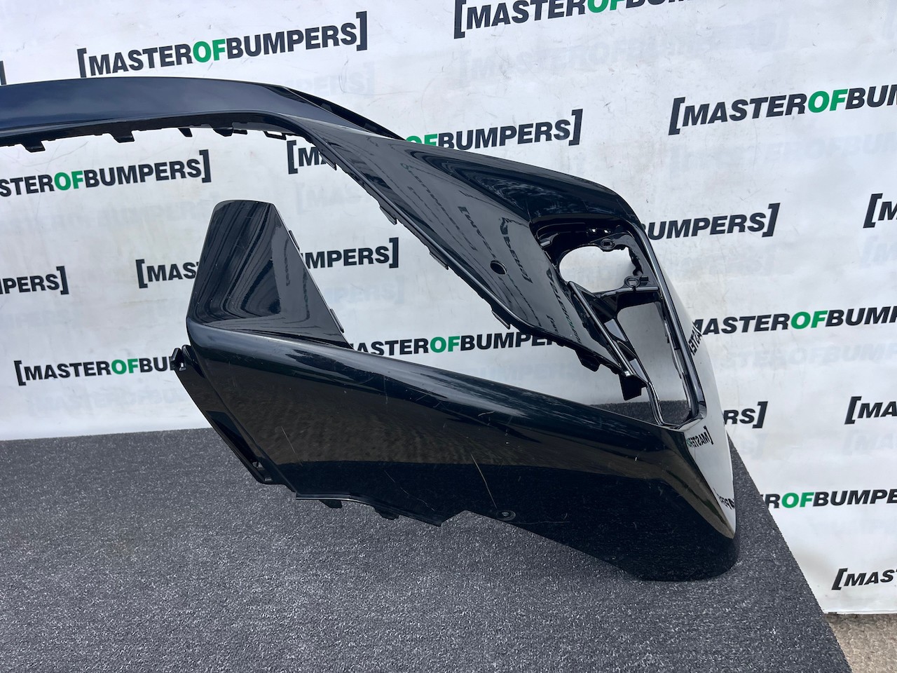 Cupra Leon E- Hybrid Hatchback Lift 2024-2027 Front Bumper 4 Pdc Genuine [o692]