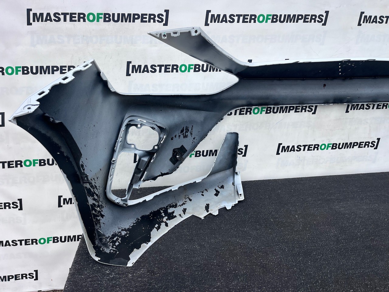 Cupra Leon E- Hybrid Hatchback Lift 2024-2027 Front Bumper 4 Pdc Genuine [o742]