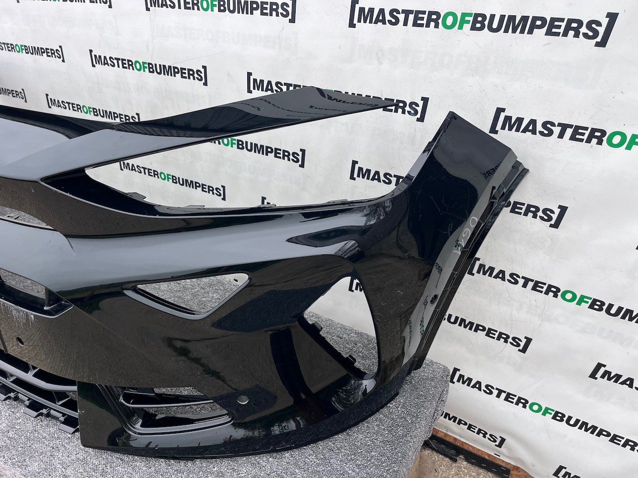 Cupra Formentor Fr Evo Lift 2025-on Front Bumper Black 6 Pdc Genuine [o611]