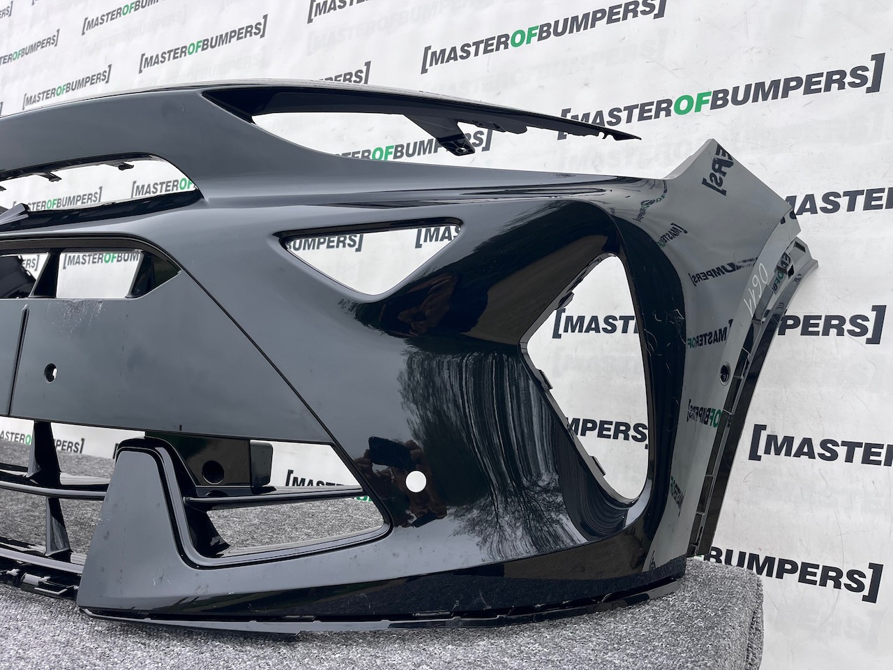 Cupra Formentor Fr Evo Lift 2025-on Front Bumper Black 6 Pdc Genuine [o611]