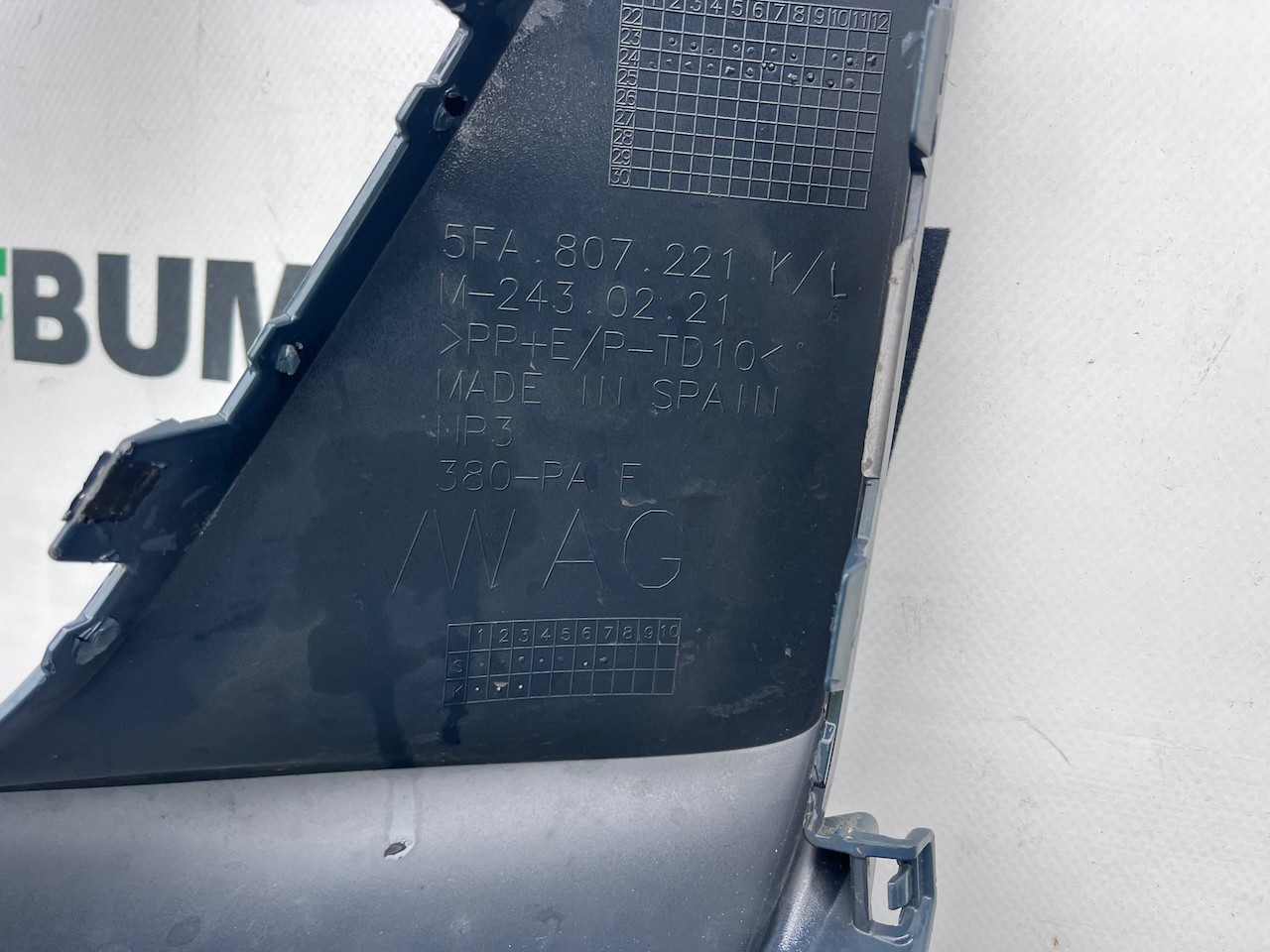 Cupra Leon E- Hybrid Hatchbac Mk1 Lift 2024-on Front Bumper 6 Pdc Genuine [o630]