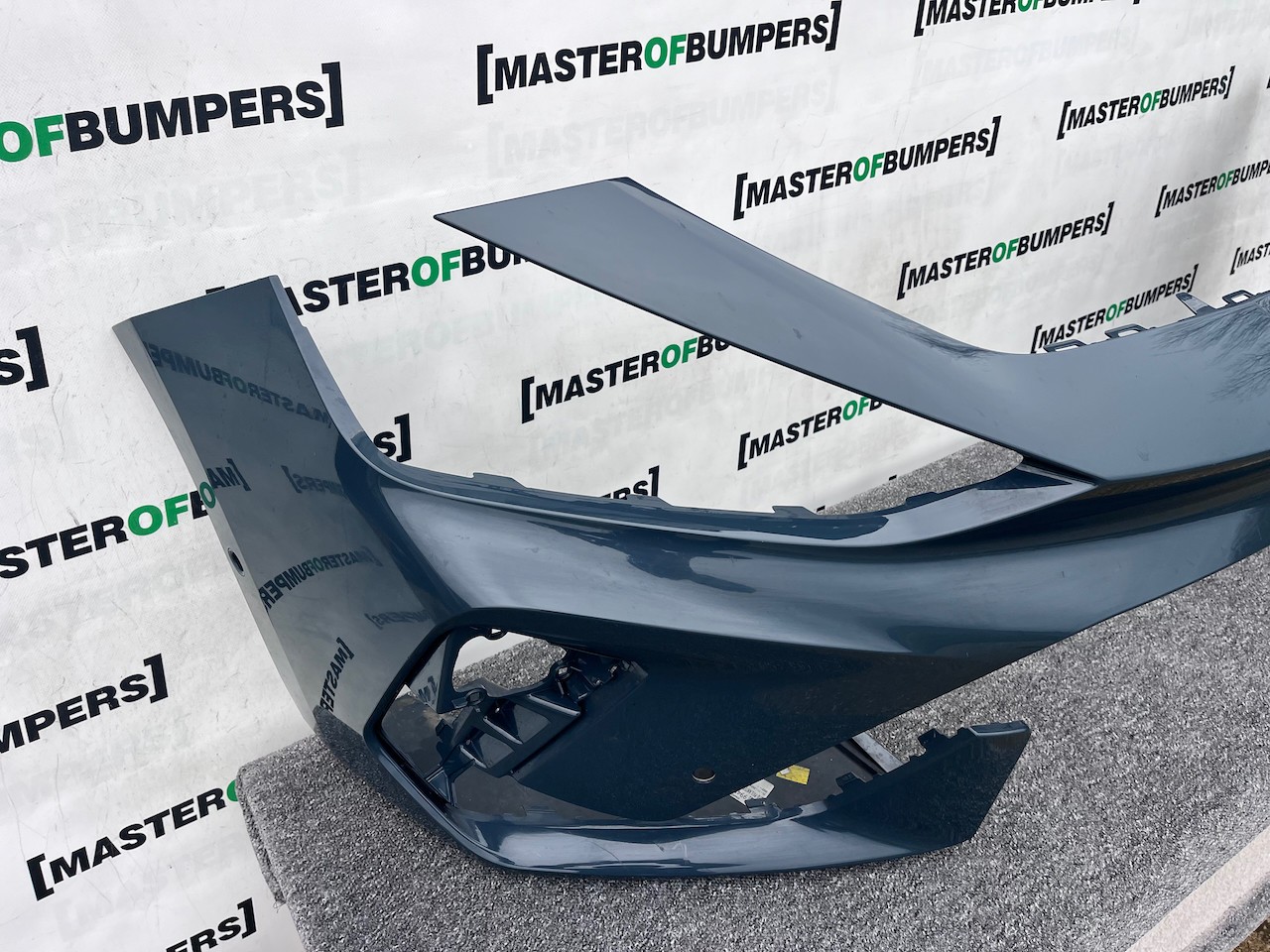 Cupra Leon E- Hybrid Hatchbac Mk1 Lift 2024-on Front Bumper 6 Pdc Genuine [o630]