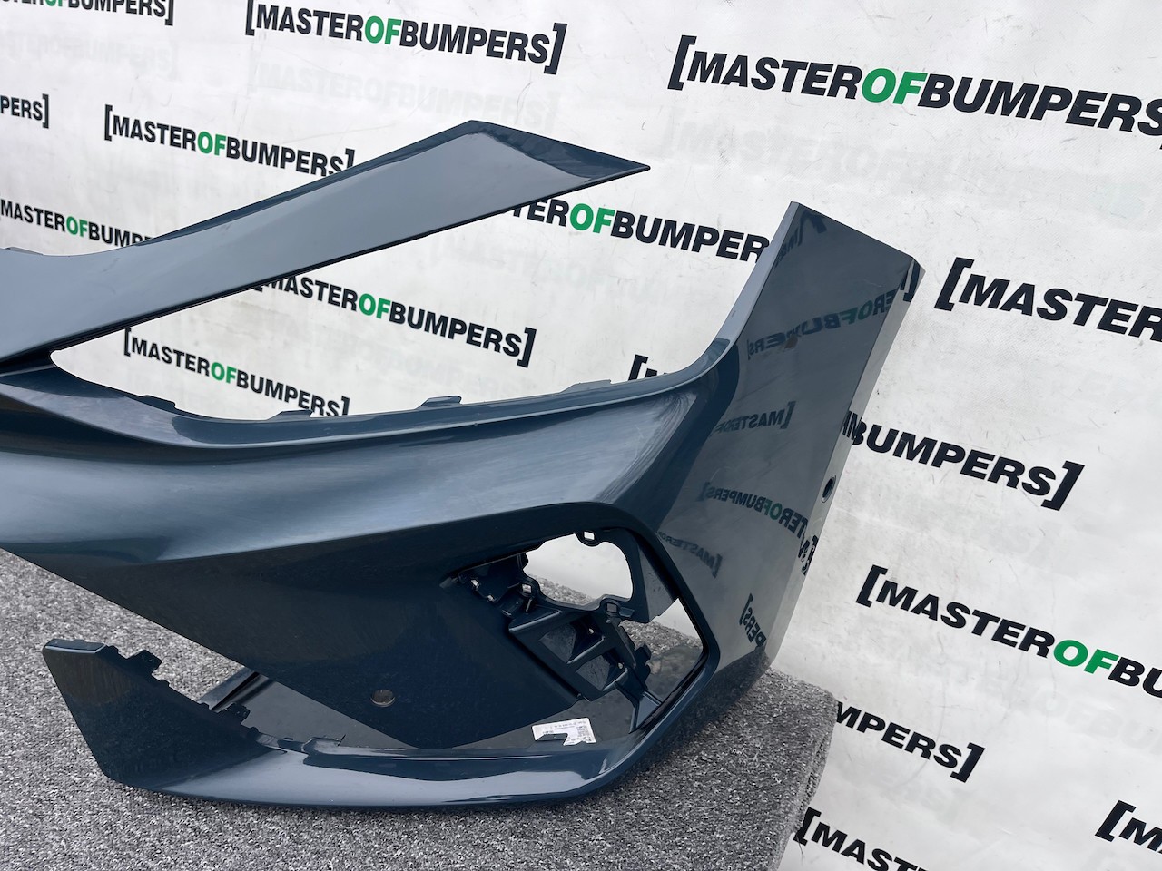 Cupra Leon E- Hybrid Hatchbac Mk1 Lift 2024-on Front Bumper 6 Pdc Genuine [o630]