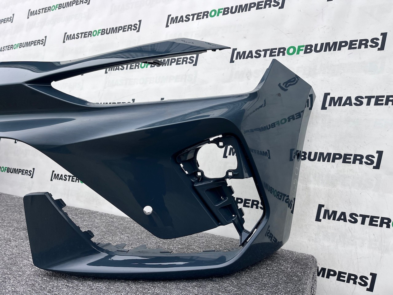 Cupra Leon E- Hybrid Hatchbac Mk1 Lift 2024-on Front Bumper 6 Pdc Genuine [o630]