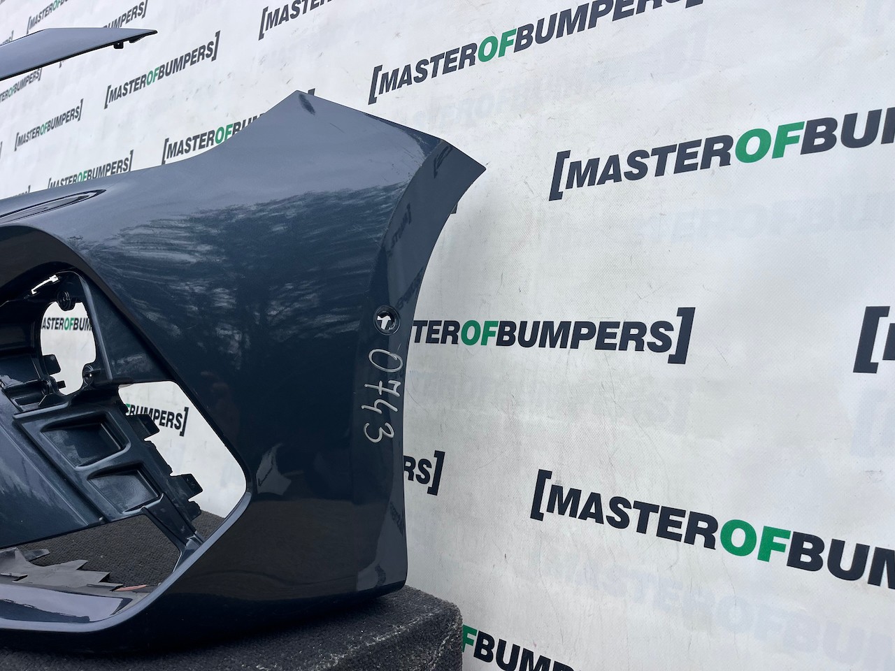 Cupra Leon E- Hybrid Hatchback Lift 2024-2027 Front Bumper 6 Pdc Genuine [o743]