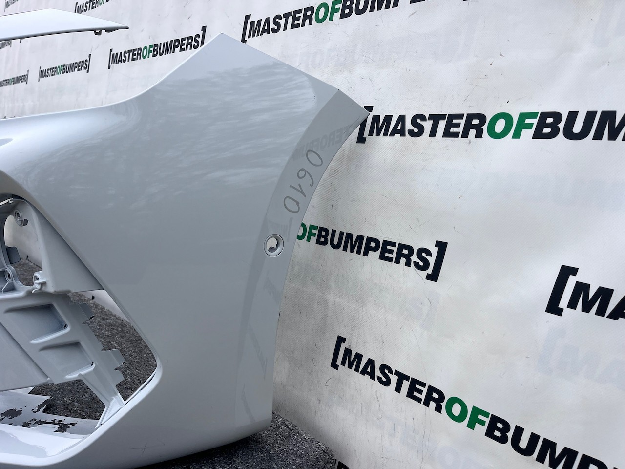 Cupra Leon E- Hybrid Hatchbac Mk1 Lift 2024-on Front Bumper 6 Pdc Genuine [o610]