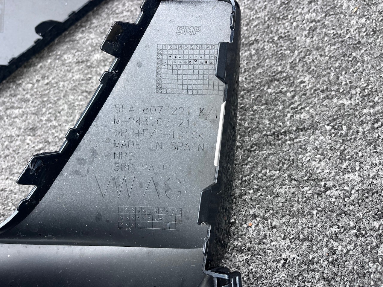 Cupra Leon E- Hybrid Hatchbac Mk1 Lift 2024-on Front Bumper 4 Pdc Genuine [o633]