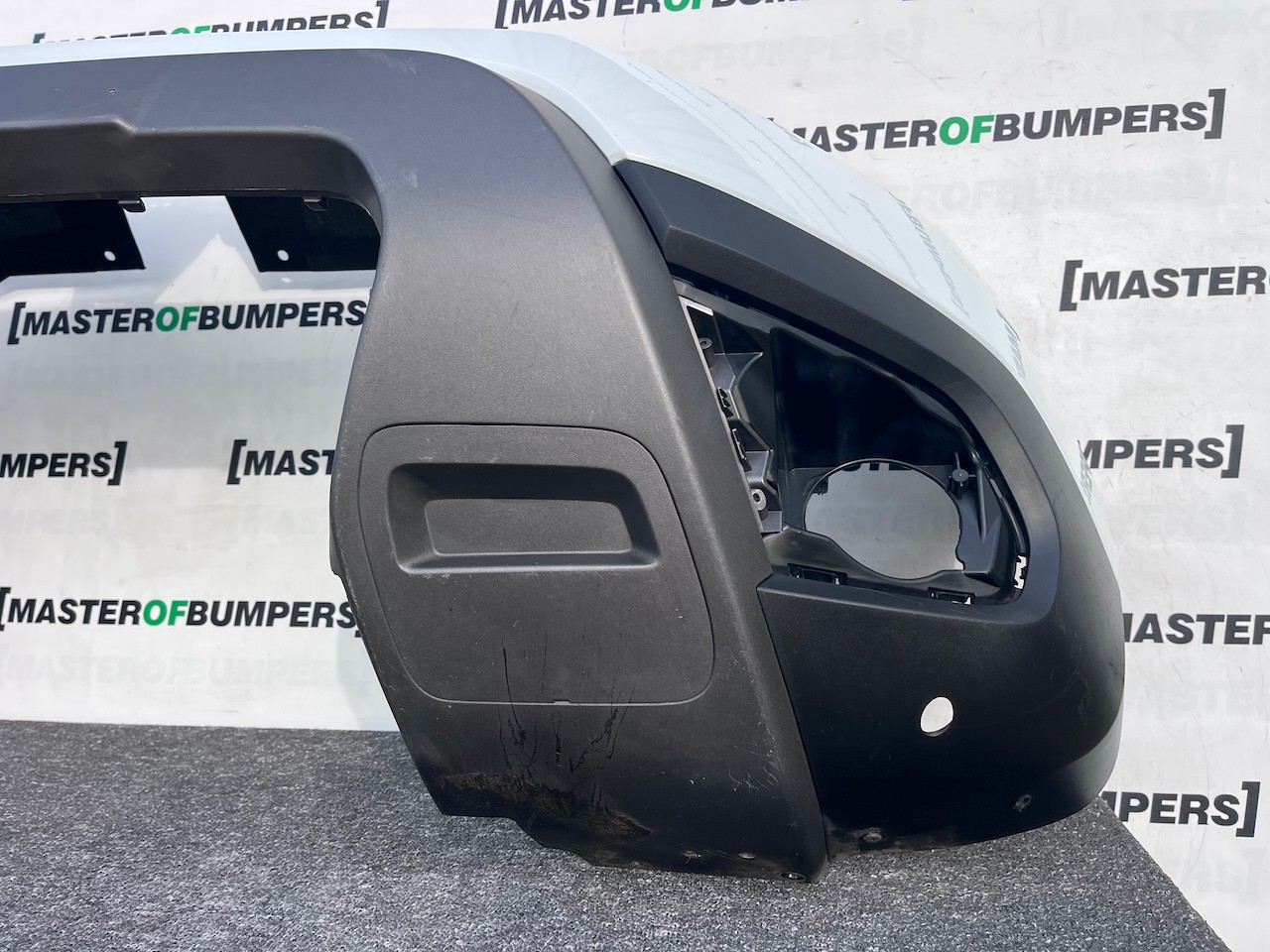 Dacia Duster Ambiance Stepway Mk2 2017-2023 Front Bumper 6 Pdc Genuine [r689]