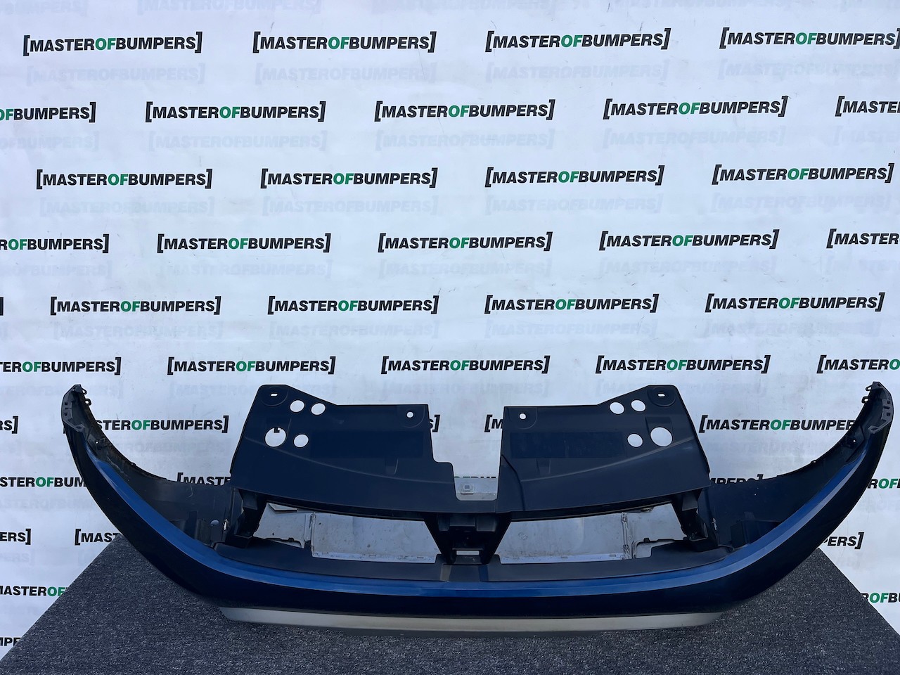 Dacia Duster Ambiance Stepway Mk2 2017-2023 Front Bumper 6 Pdc Genuine [r699]